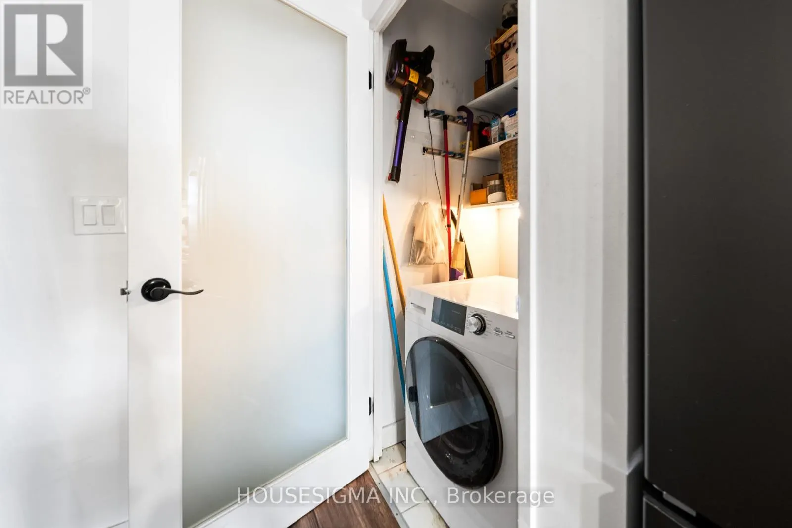 210 - 1375 DUPONT STREET