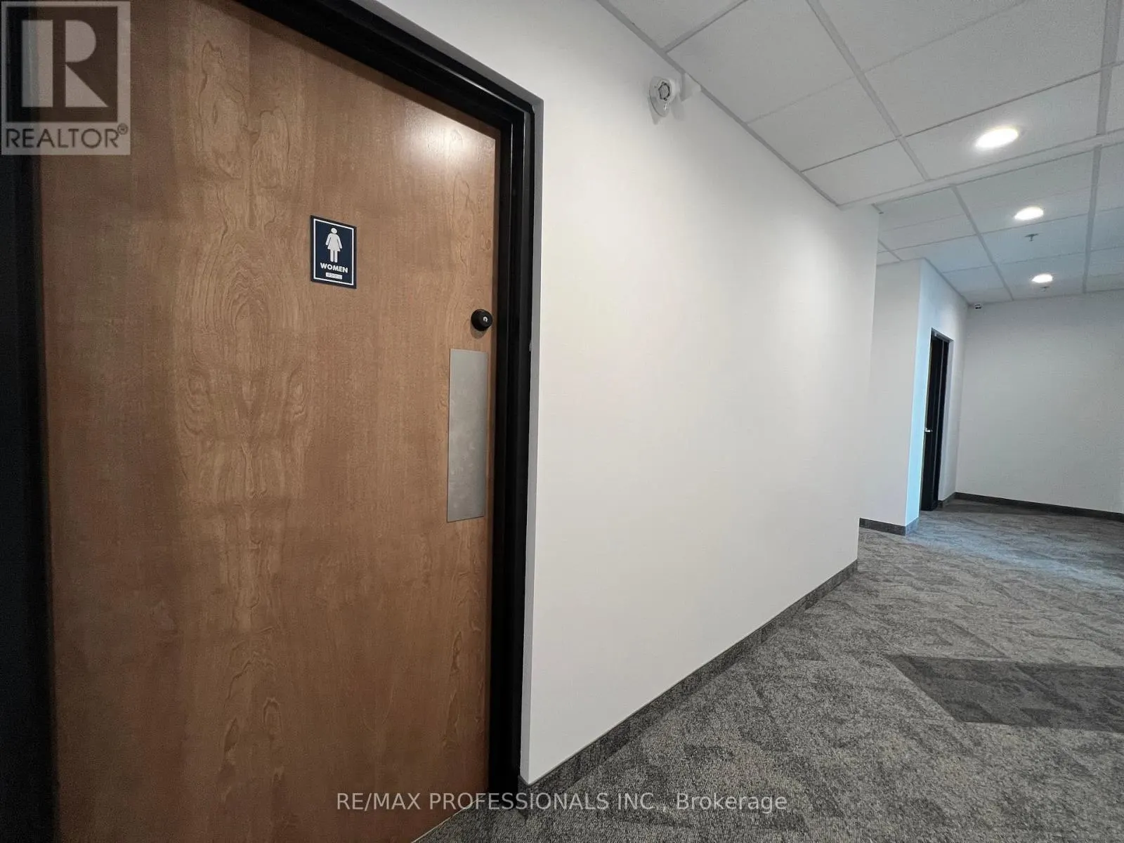 209 (OFFICE ROOM 3) - 3495 REBECCA STREET