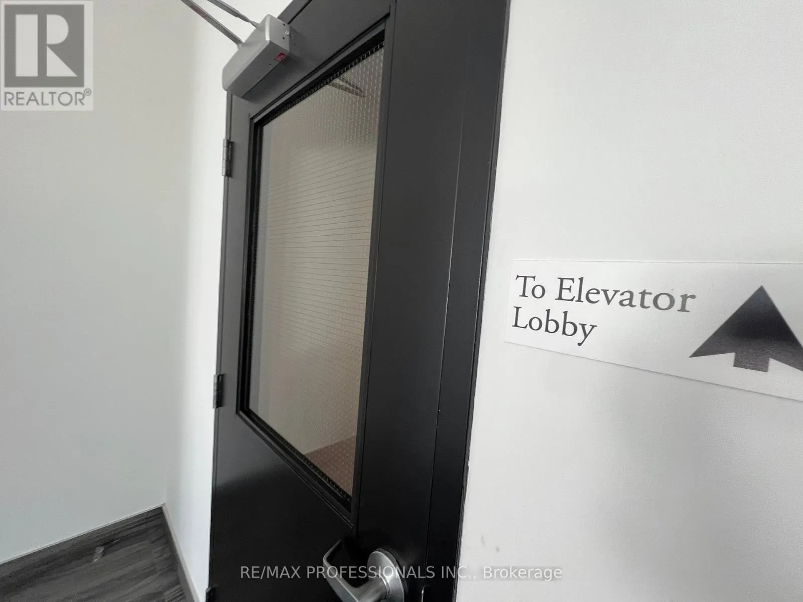 209 (OFFICE ROOM 3) - 3495 REBECCA STREET