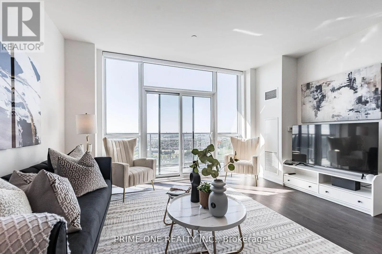 PH 04 - 4699 GLEN ERIN DRIVE