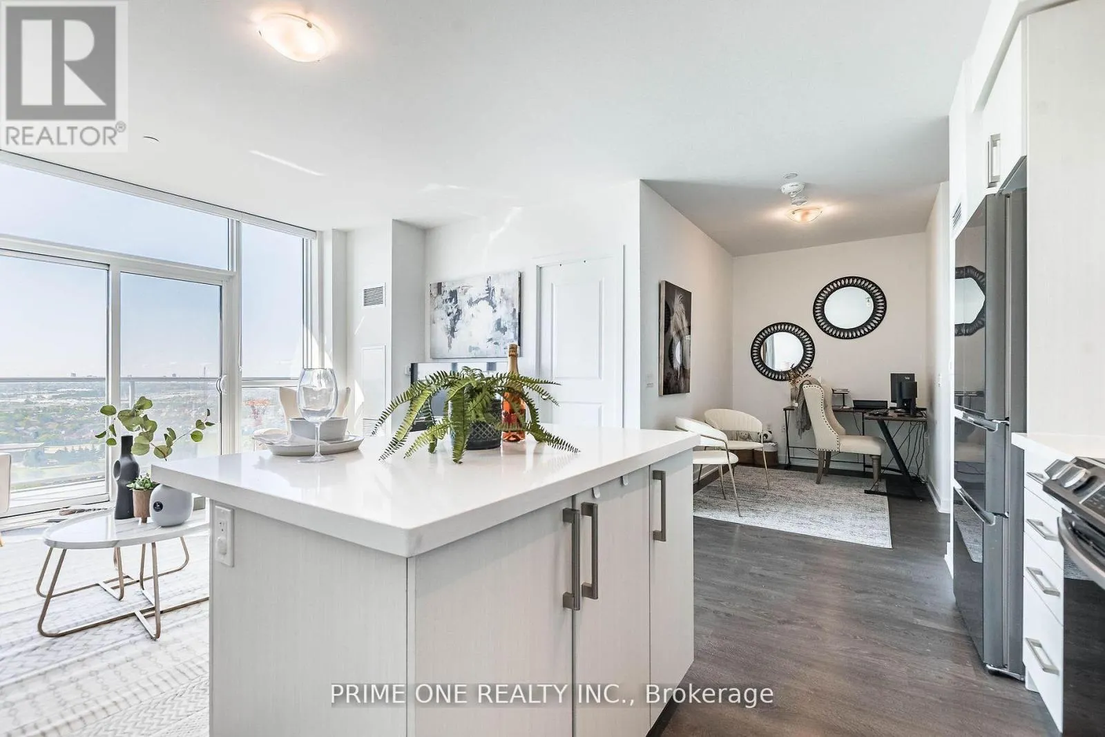 PH 04 - 4699 GLEN ERIN DRIVE
