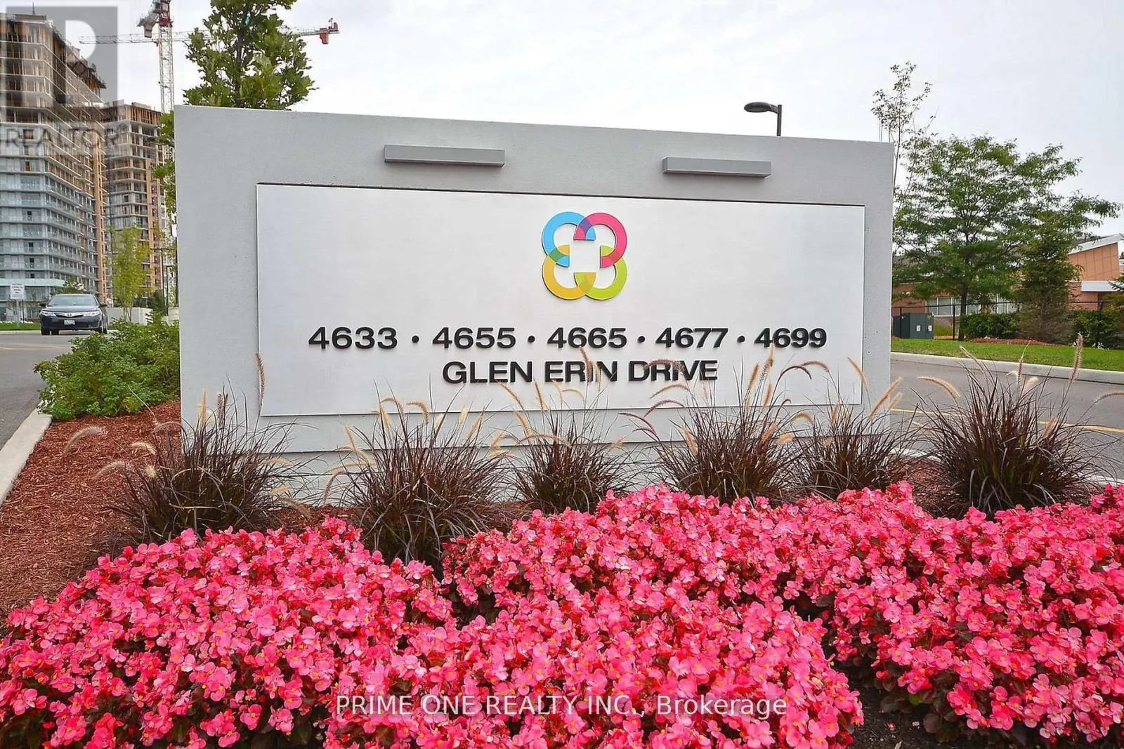 PH 04 - 4699 GLEN ERIN DRIVE