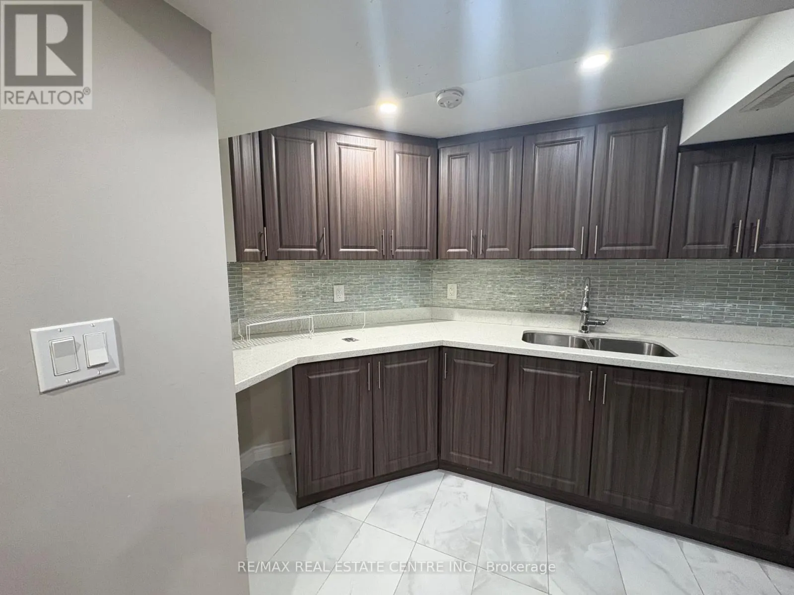 BASMENT - 6347 ALDERWOOD TRAIL