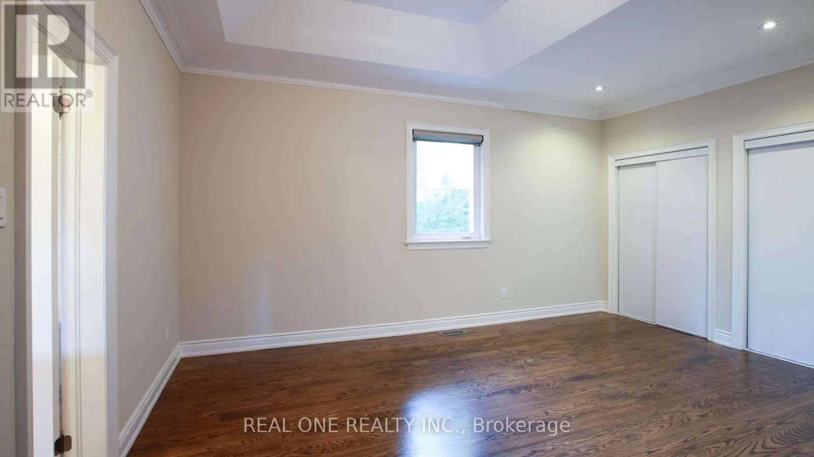 38 STONEGATE ROAD