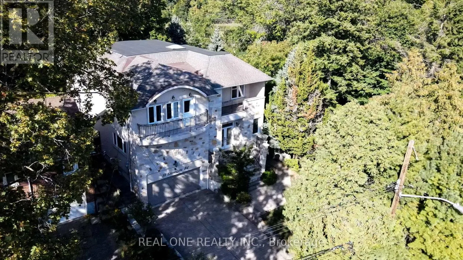 38 STONEGATE ROAD