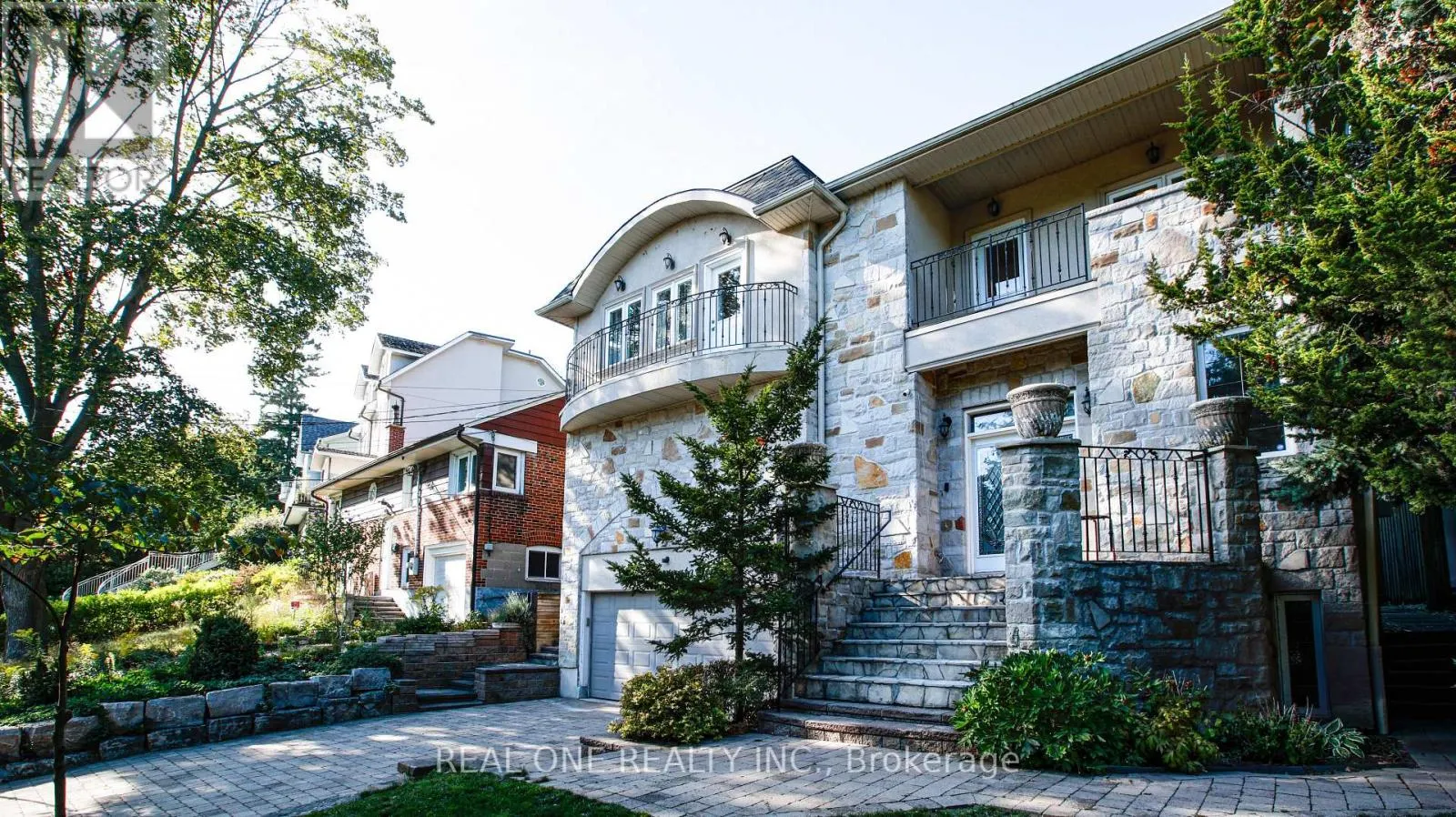 38 STONEGATE ROAD