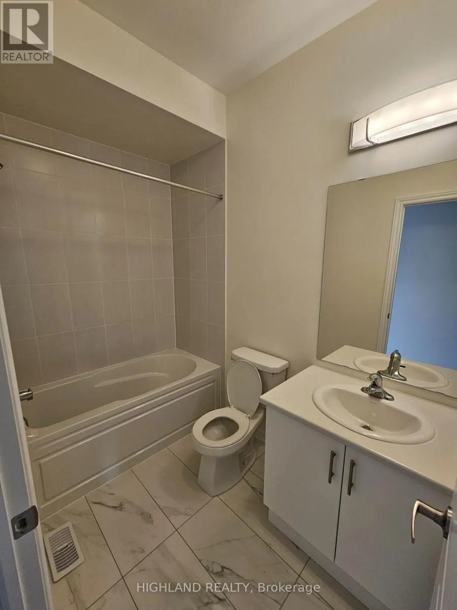 1197 DARTMOUTH CRES CRESCENT