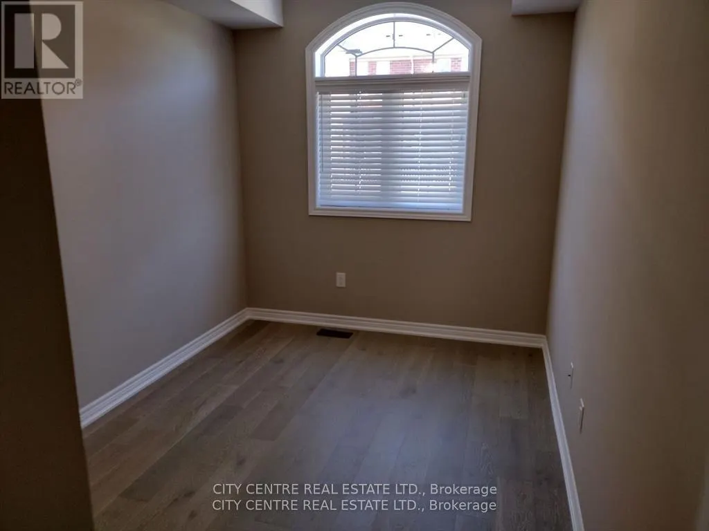 3329 MOCKINGBIRD COMMON COURT