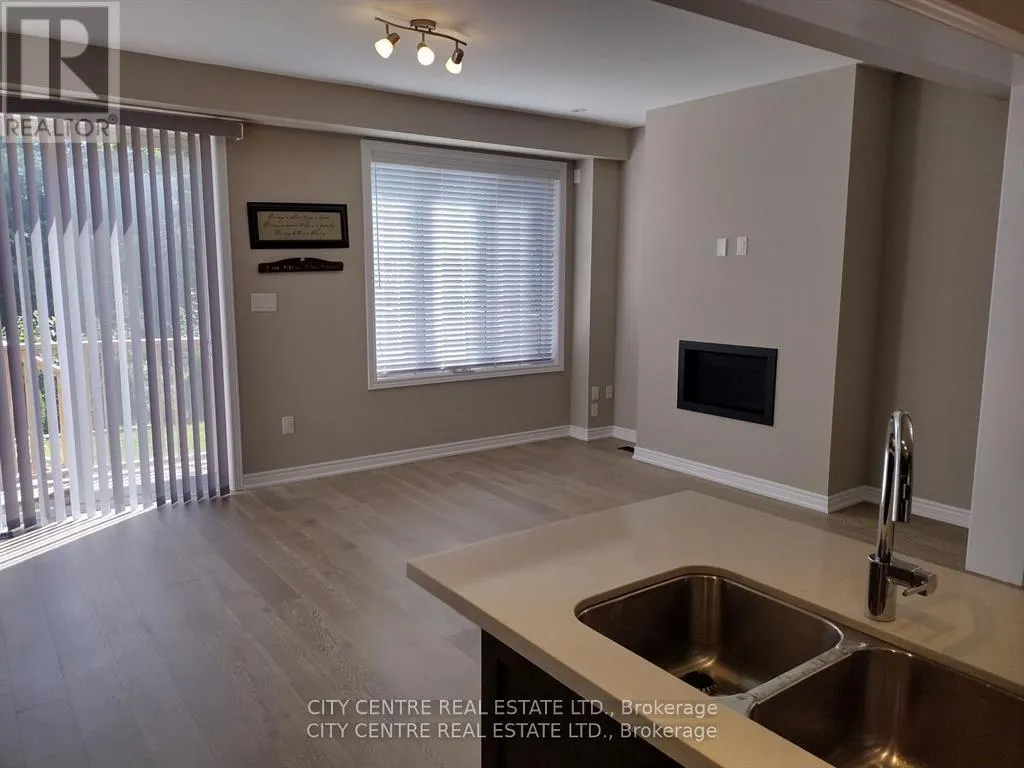 3329 MOCKINGBIRD COMMON COURT