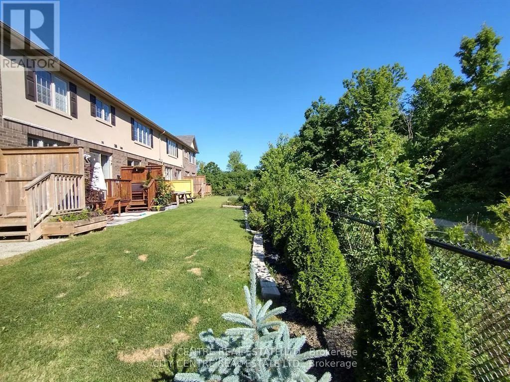 3329 MOCKINGBIRD COMMON COURT