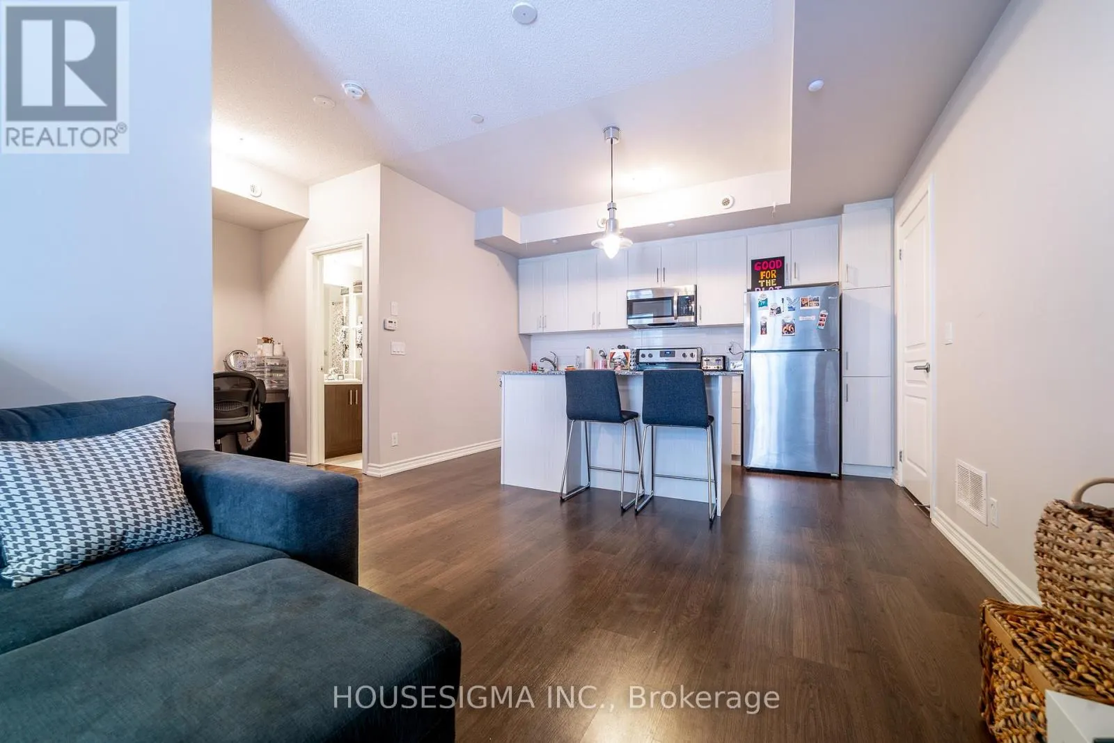 23 - 140 LONG BRANCH AVENUE