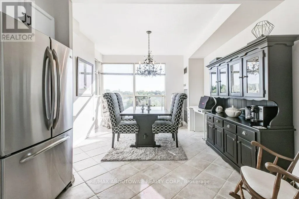 519 - 2511 LAKESHORE ROAD W