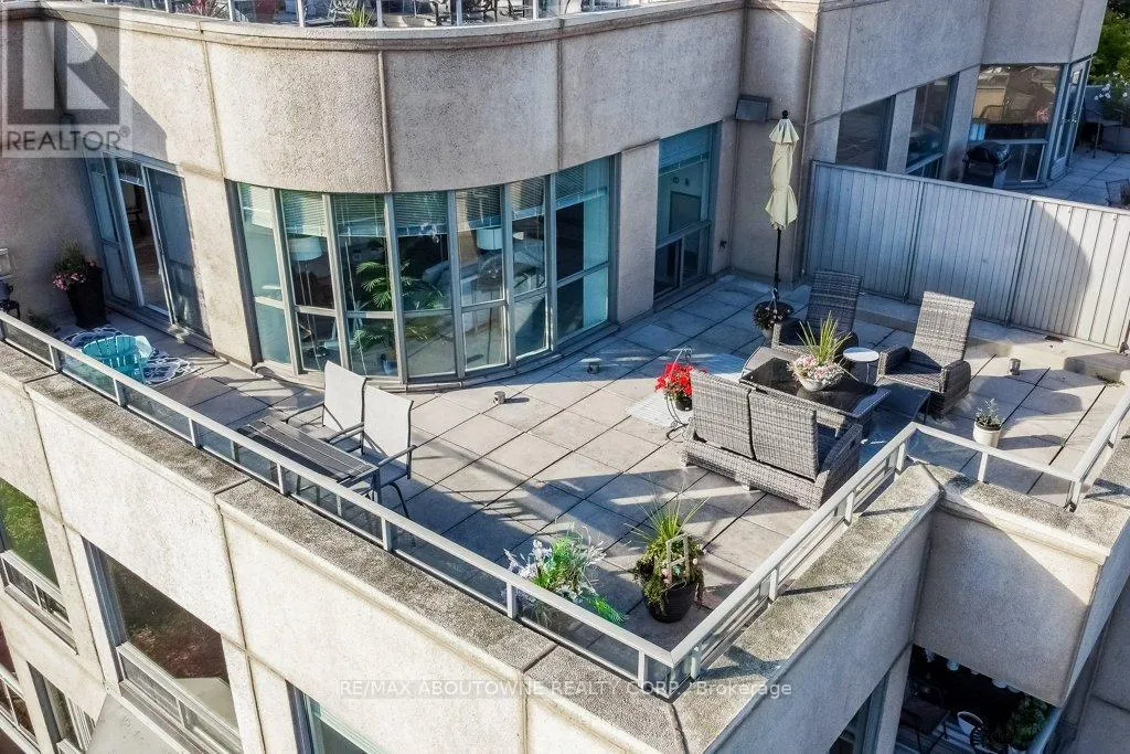 519 - 2511 LAKESHORE ROAD W