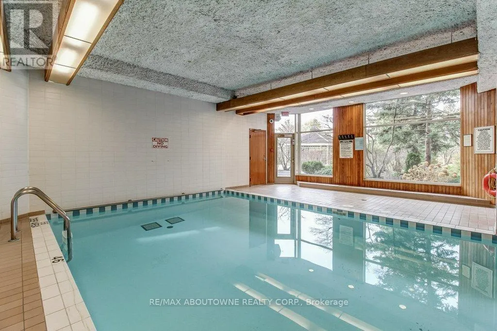 519 - 2511 LAKESHORE ROAD W