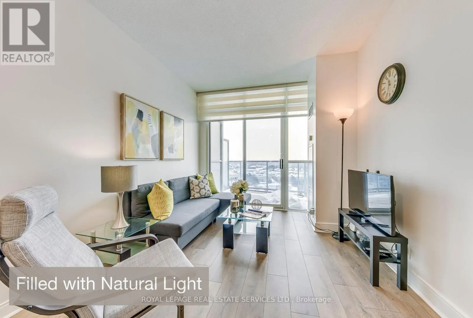 1302 - 80 ABSOLUTE AVENUE