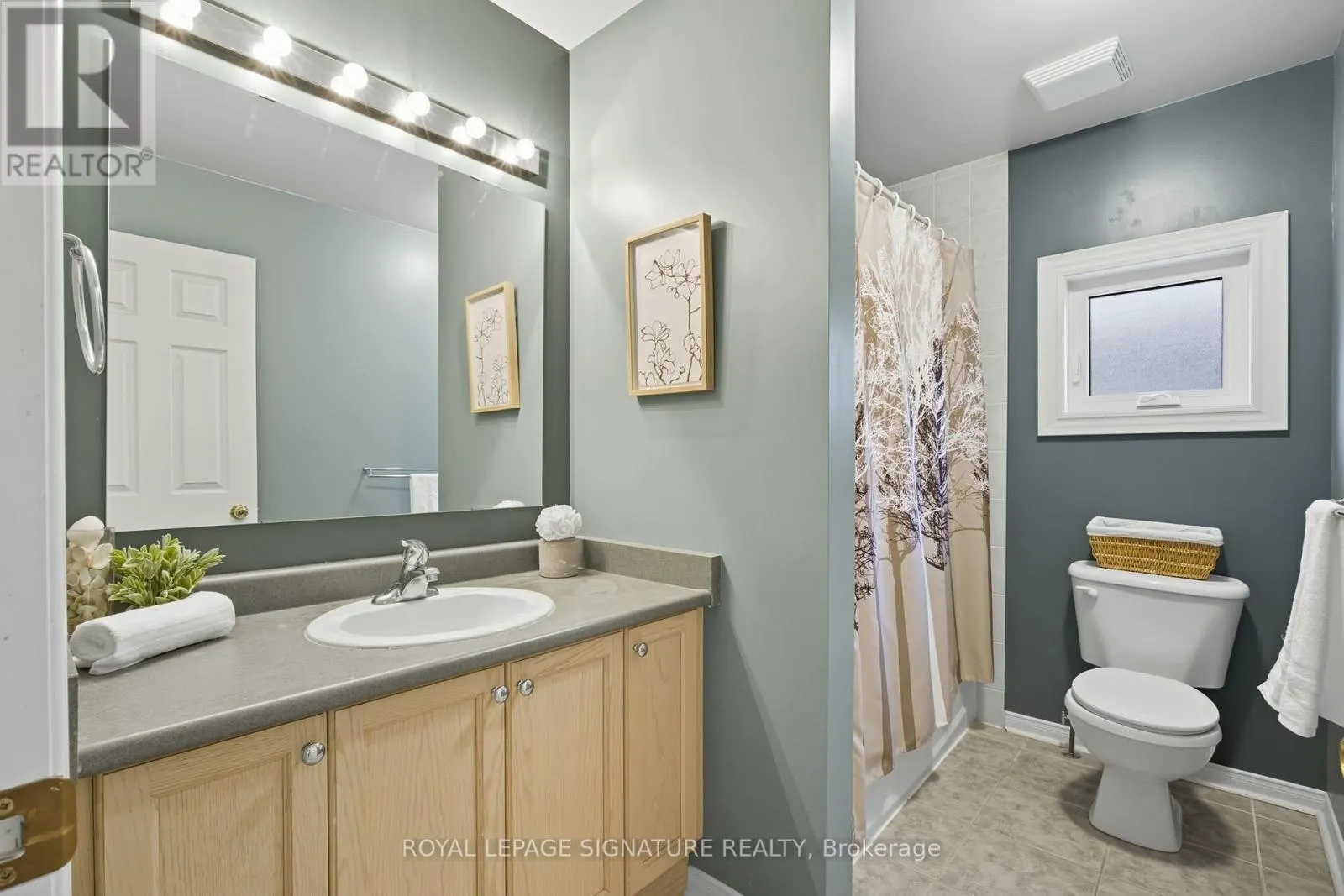 2105 NEWELL CRESCENT