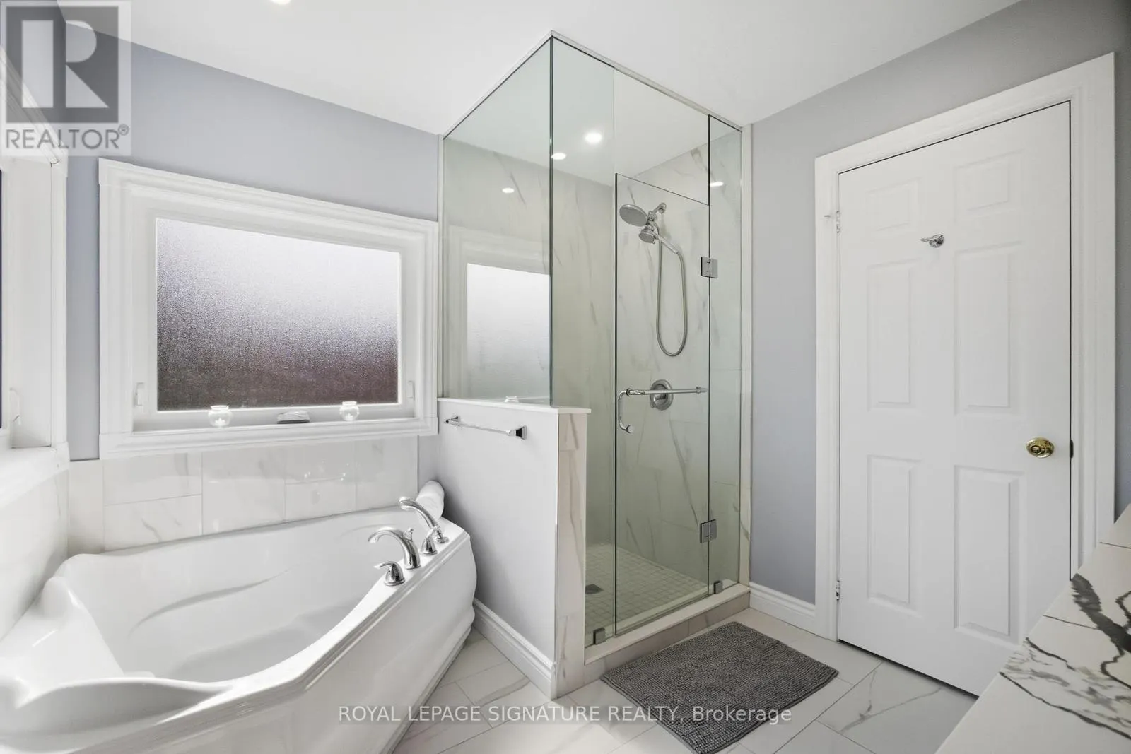 2105 NEWELL CRESCENT