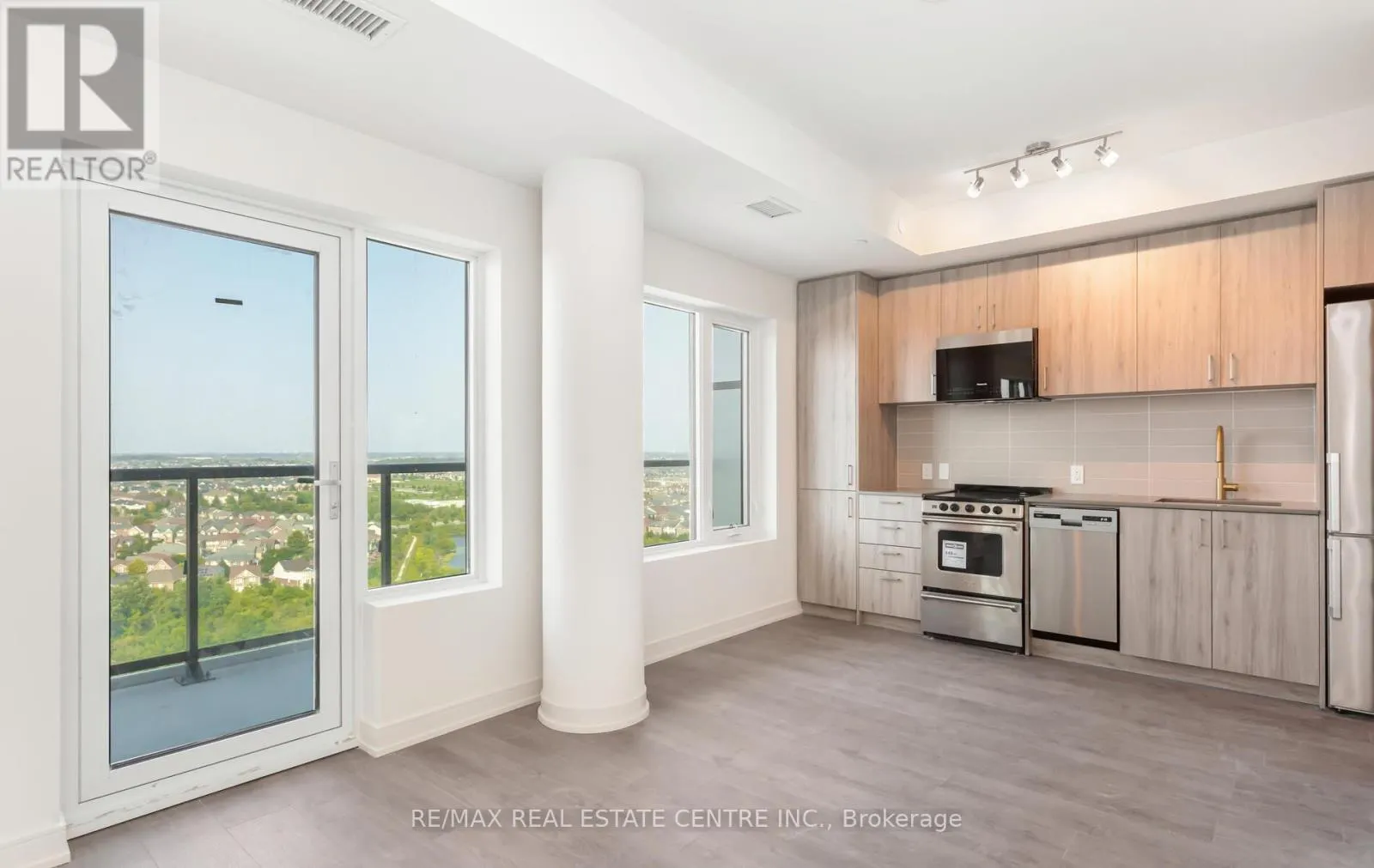 1701 - 8010 DERRY ROAD