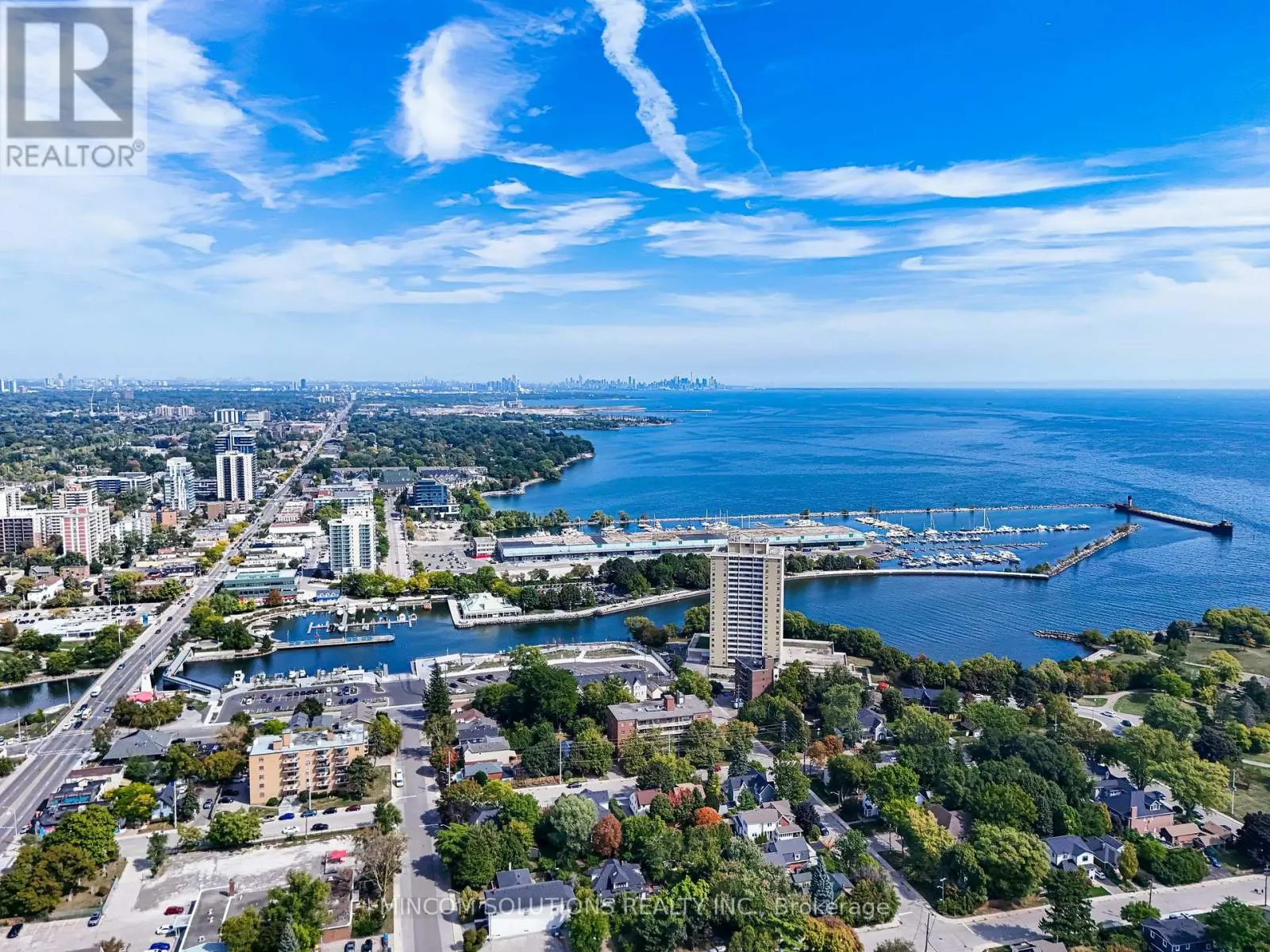 194 LAKESHORE ROAD W
