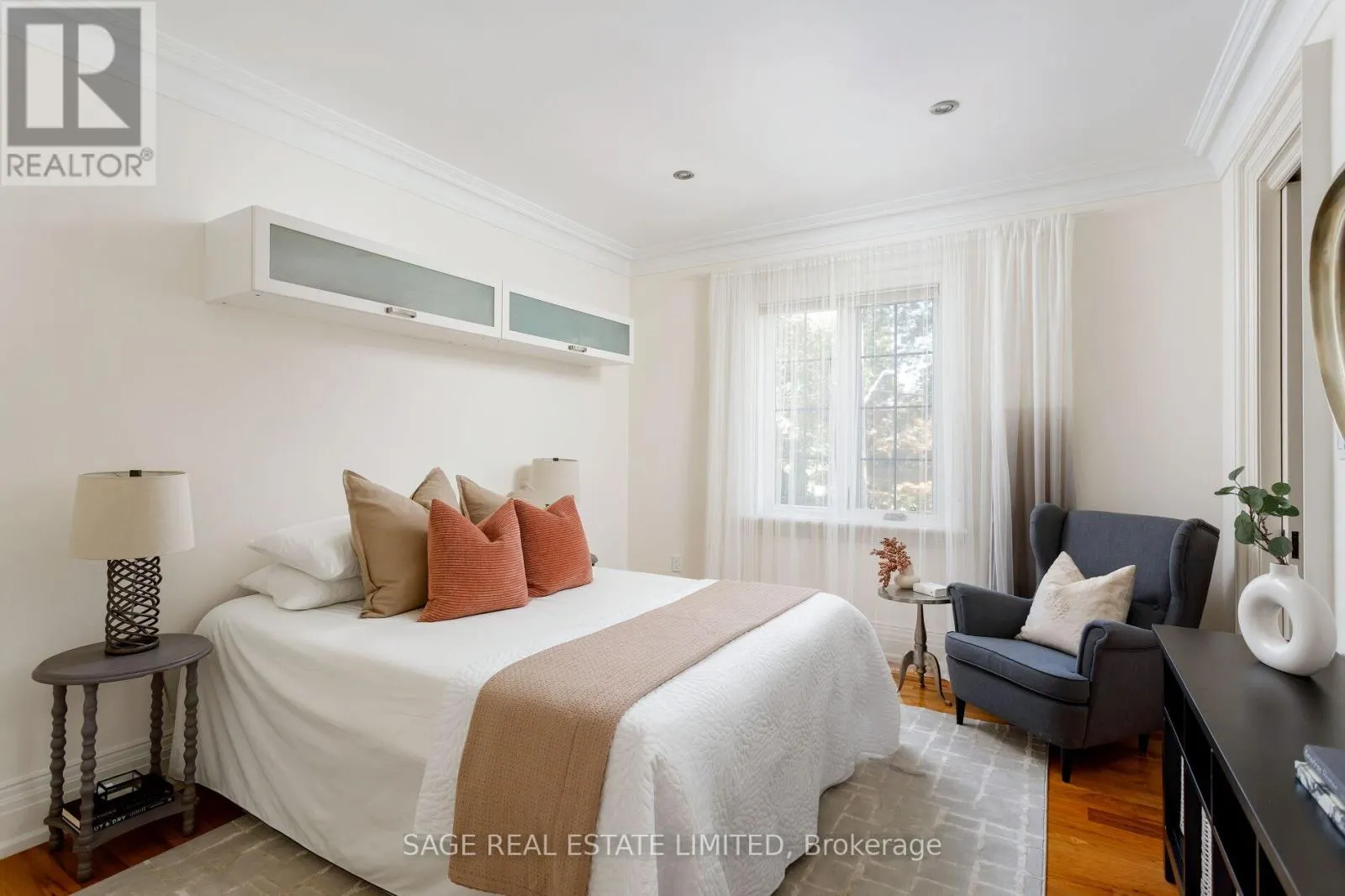70 WENDOVER ROAD