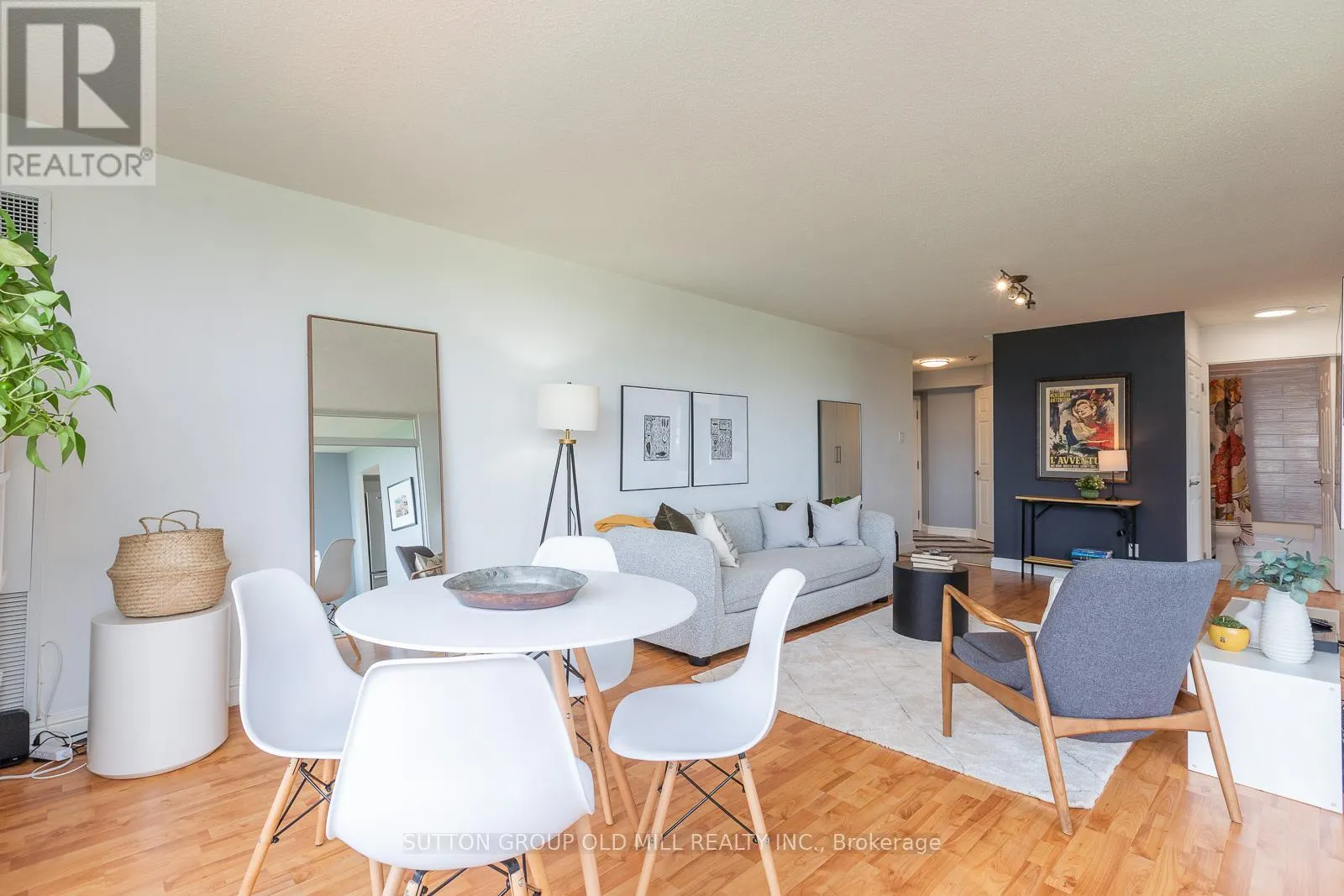 1014 - 1485 LAKESHORE ROAD E
