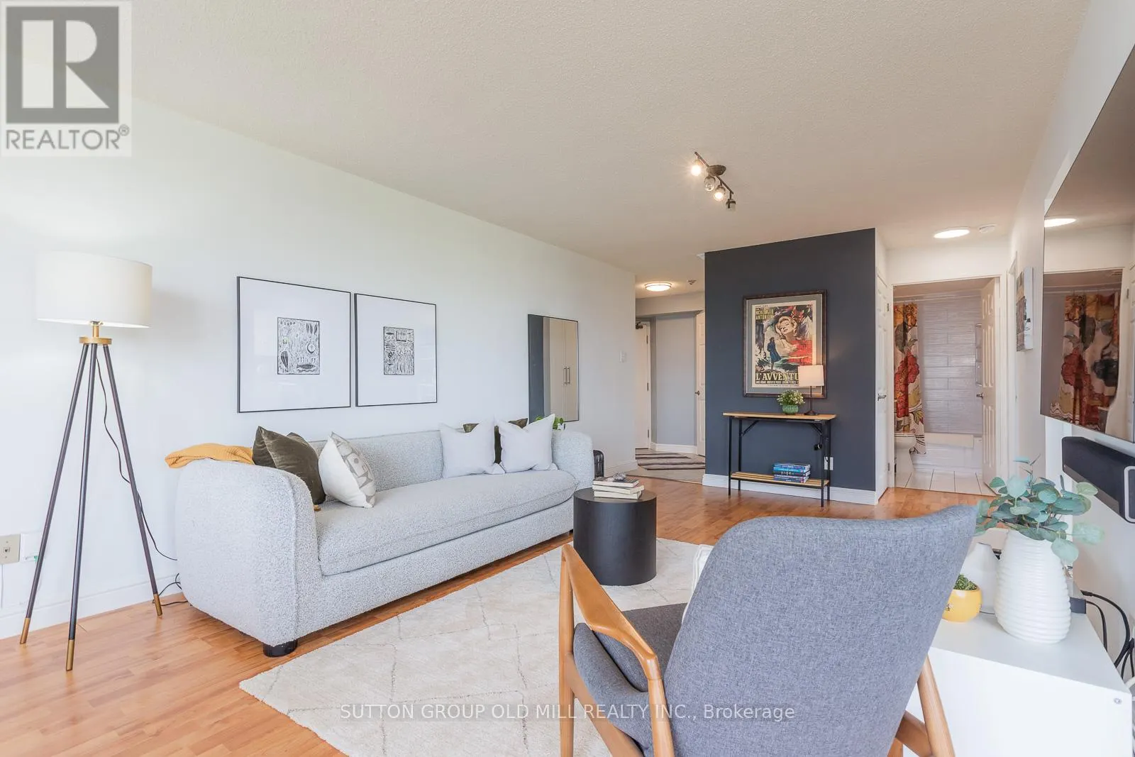1014 - 1485 LAKESHORE ROAD E