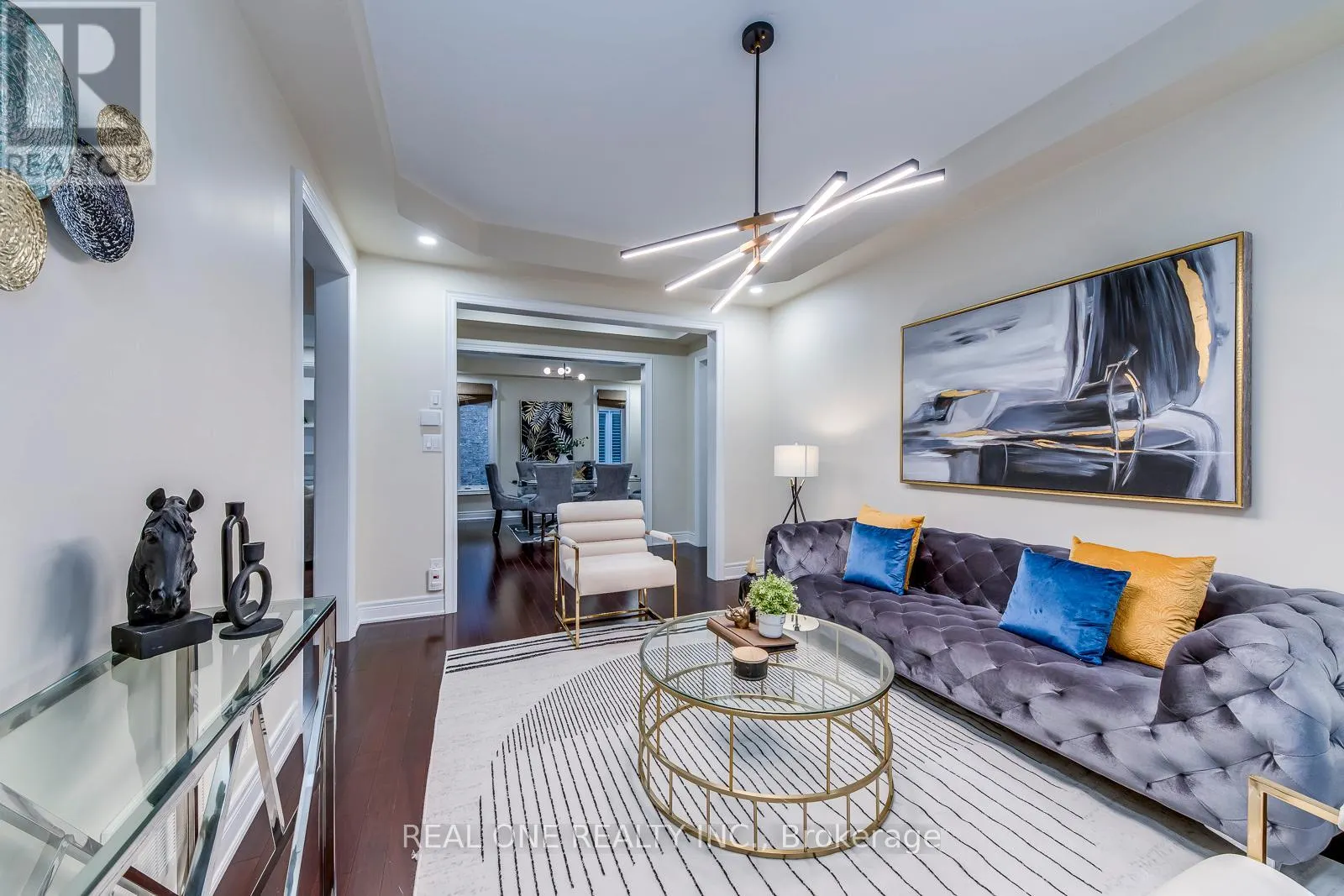 2336 THRUXTON DRIVE