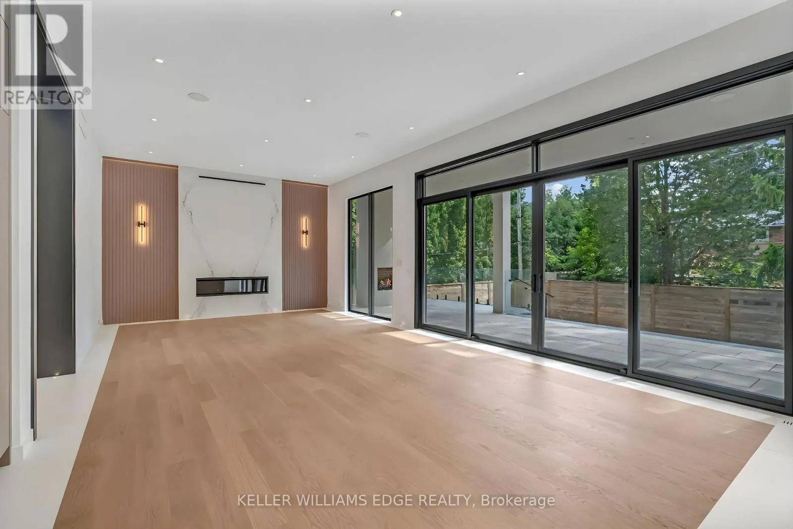 114 TRACINA DRIVE