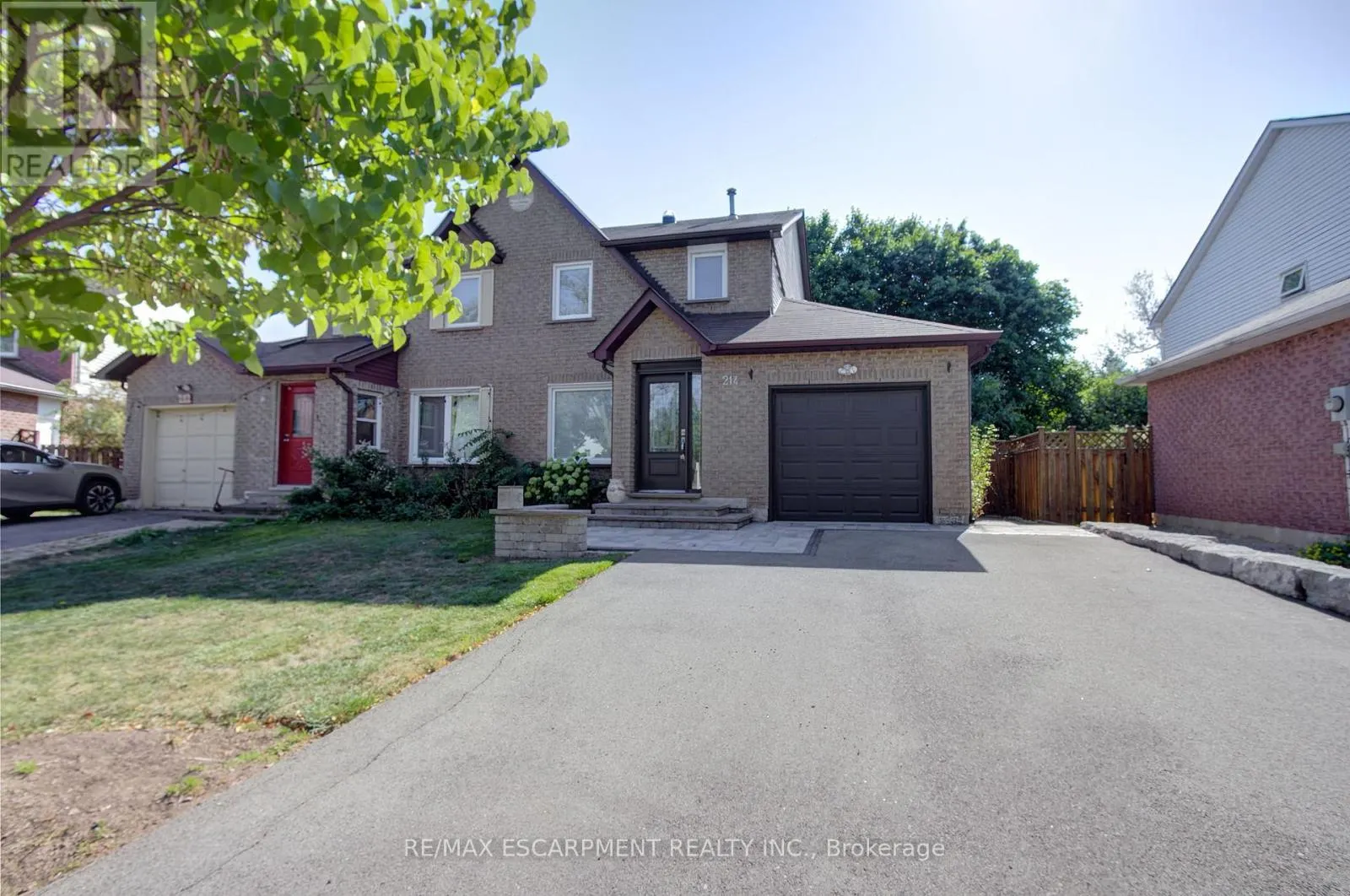 214 ROSS LANE
