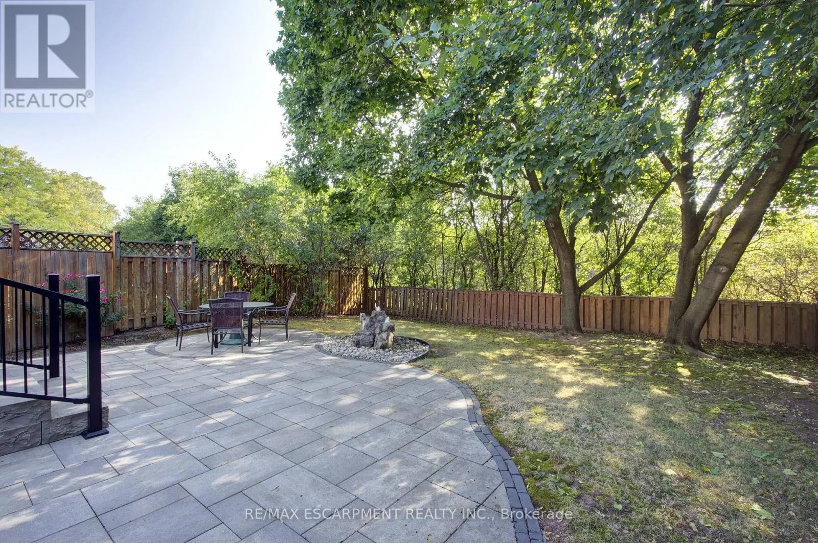 214 ROSS LANE