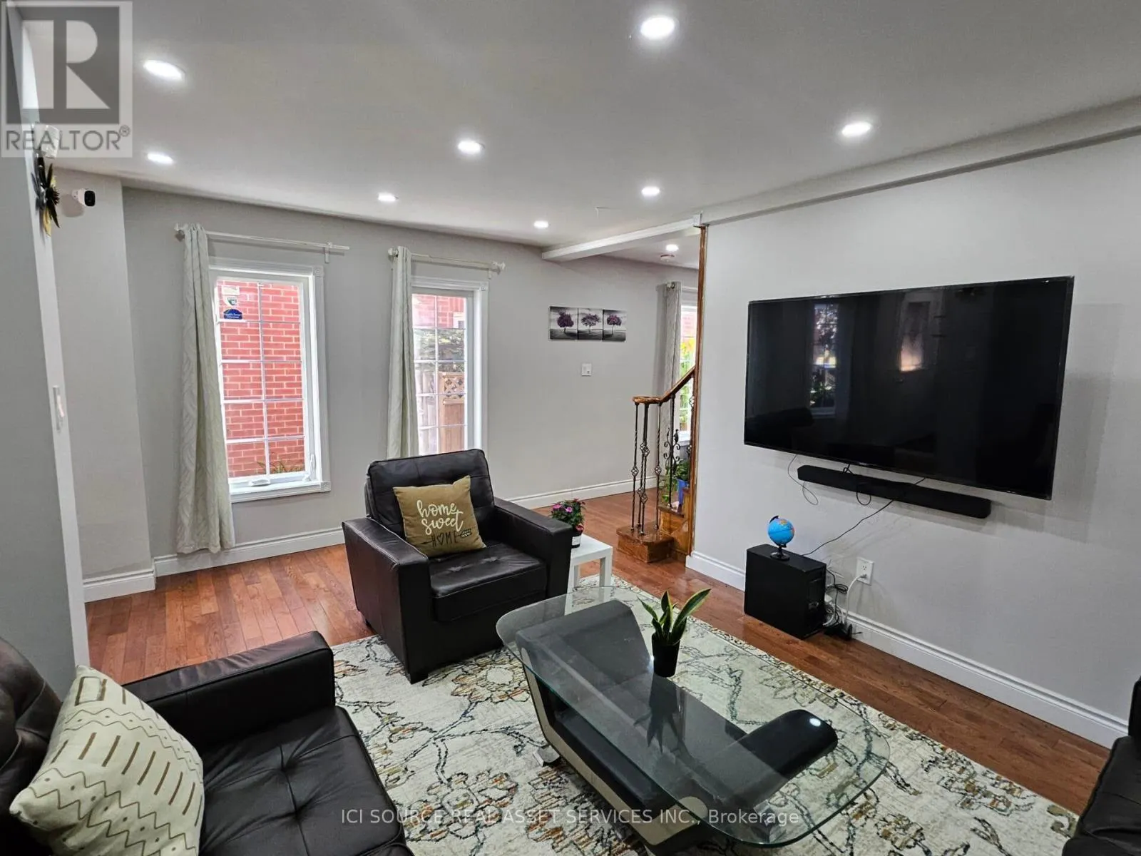19 PIANE AVENUE