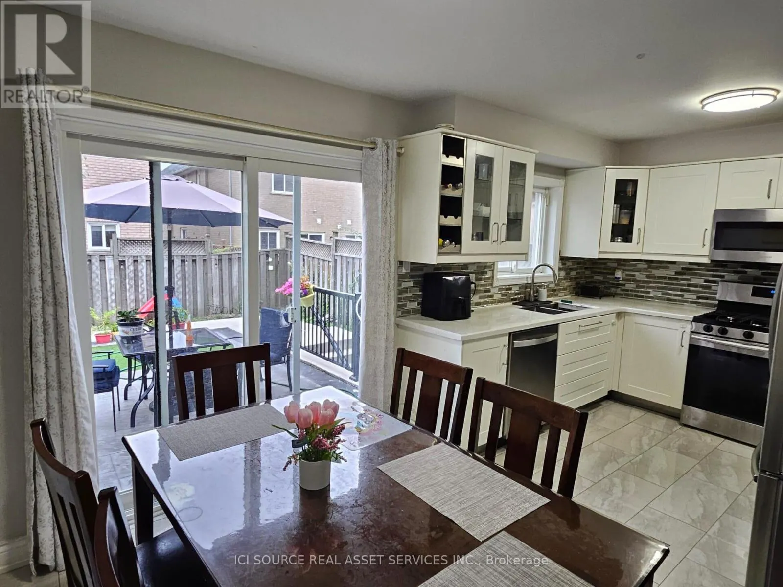19 PIANE AVENUE