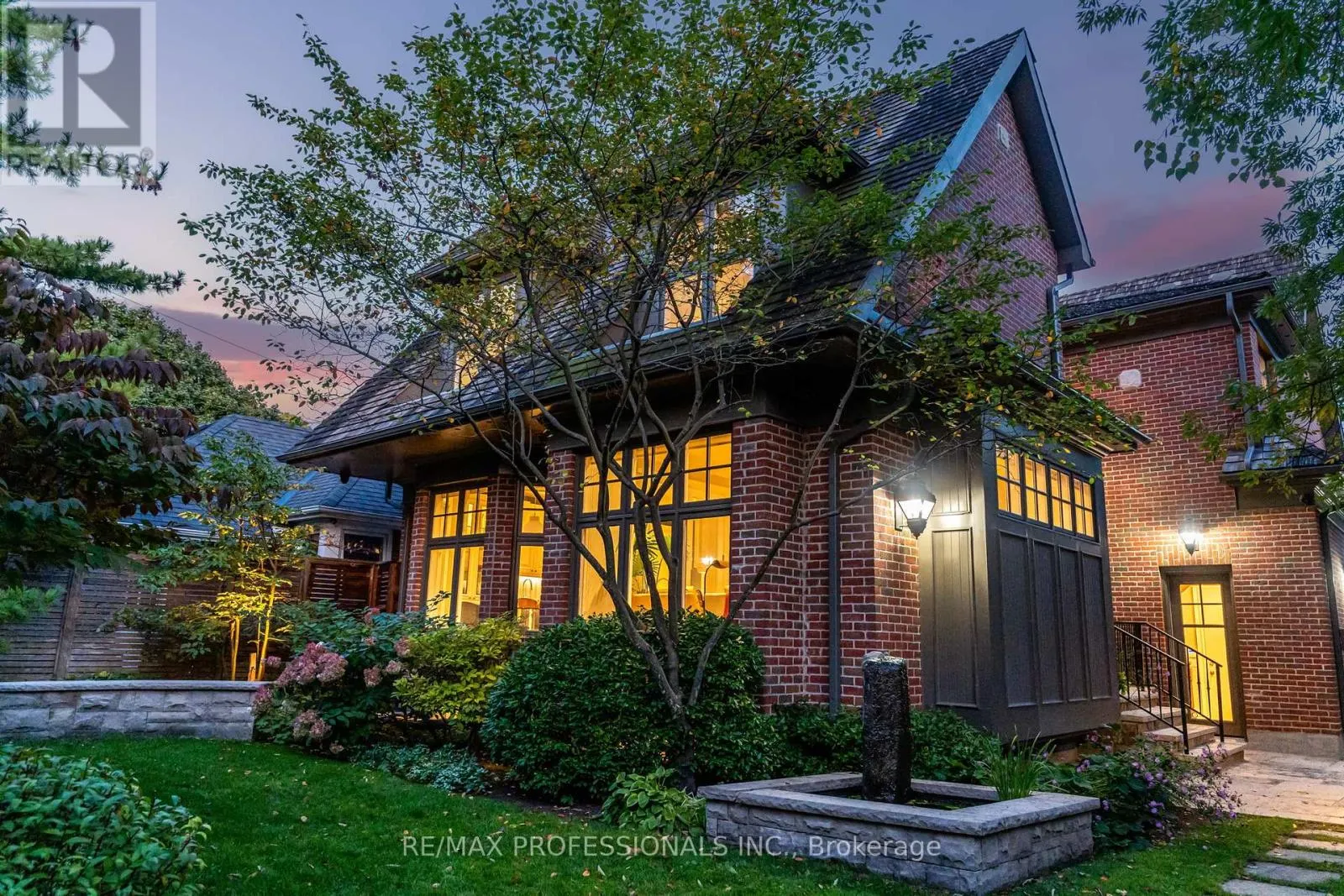 80 KINGSWAY CRESCENT
