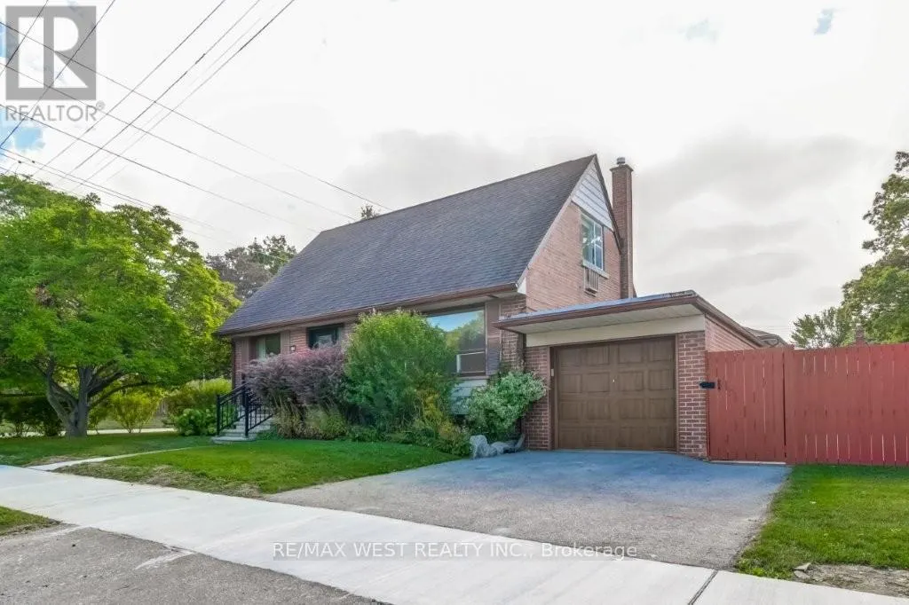 1302 KIPLING AVENUE