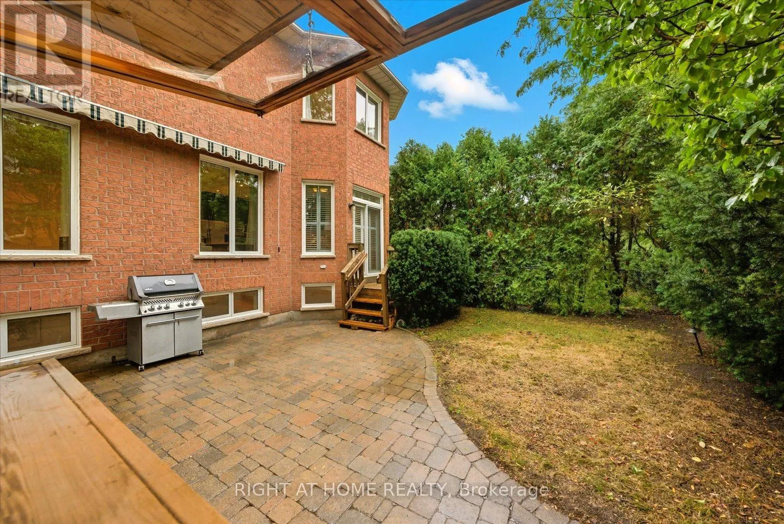 2238 PHEASANT LANE