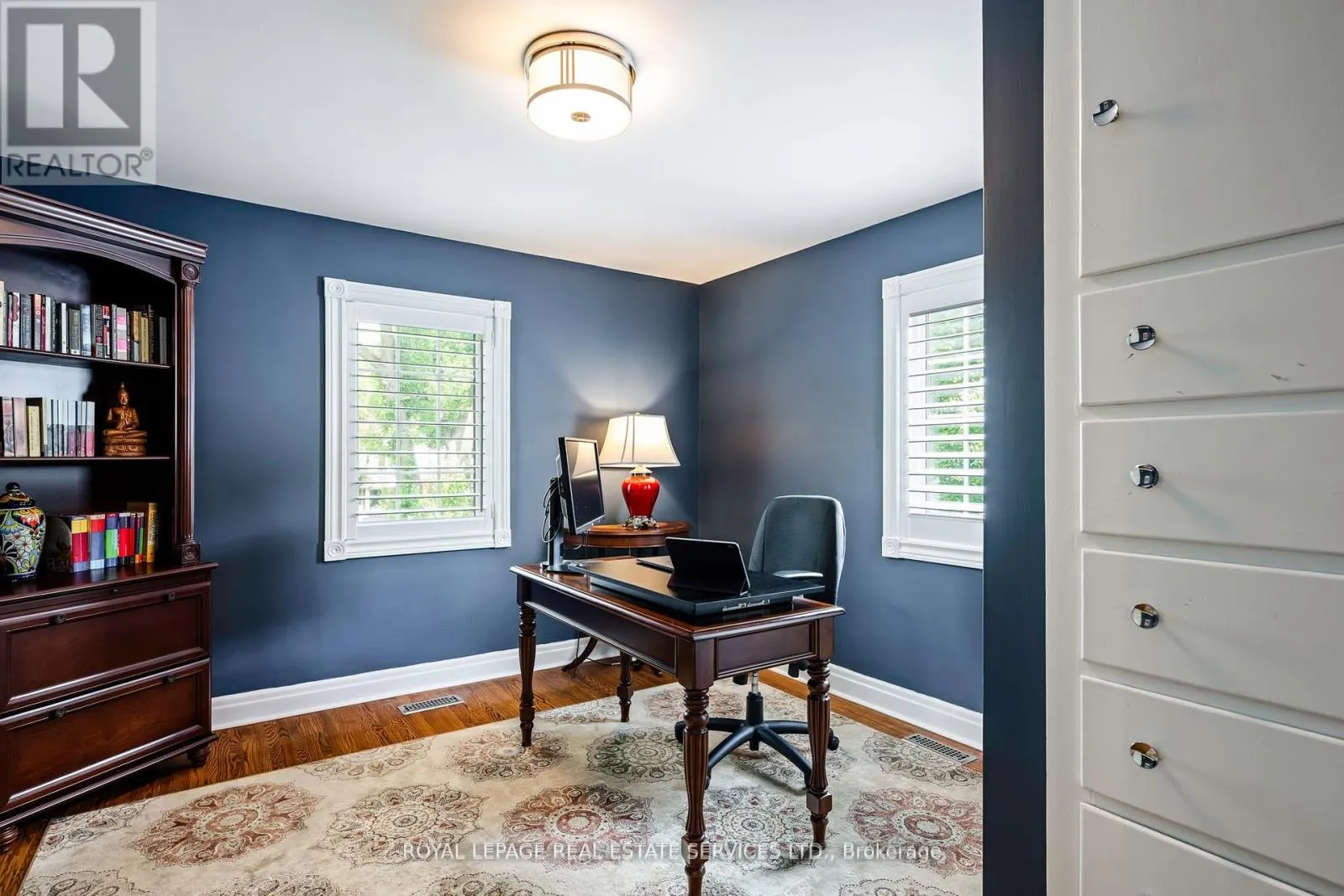 5 PINE RIDGE LANE
