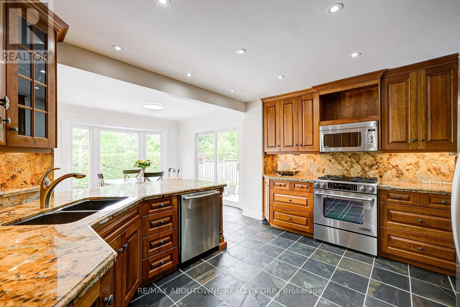 1337 PEARTREE CIRCLE