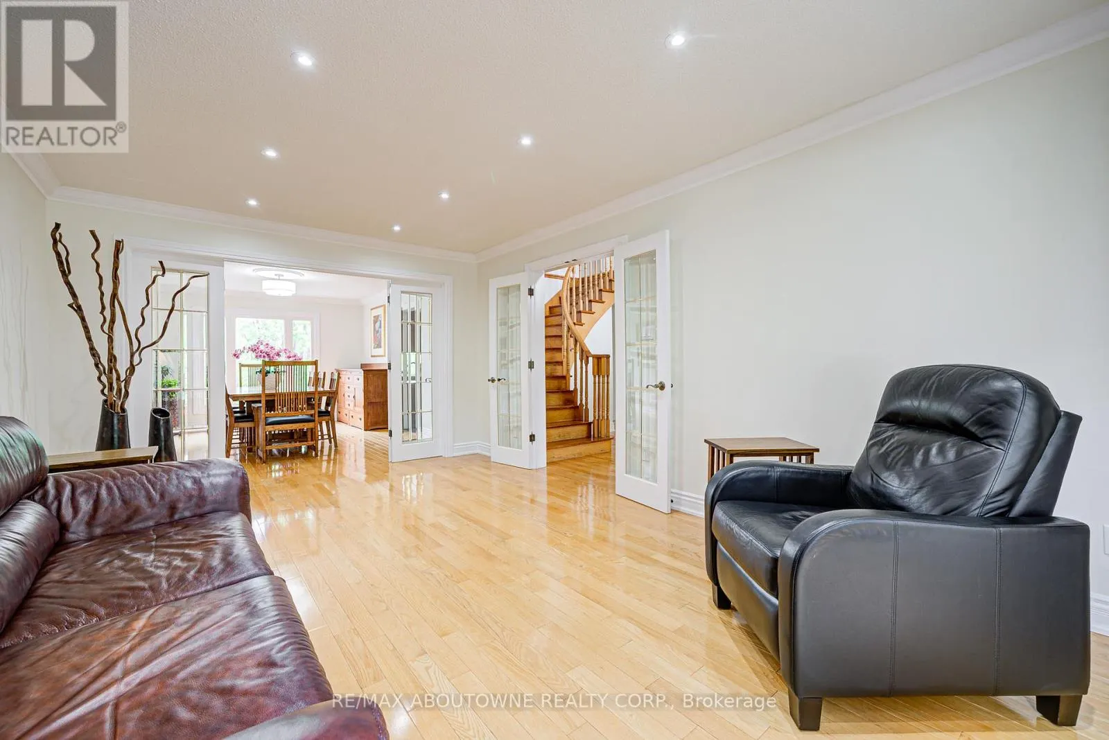 1337 PEARTREE CIRCLE