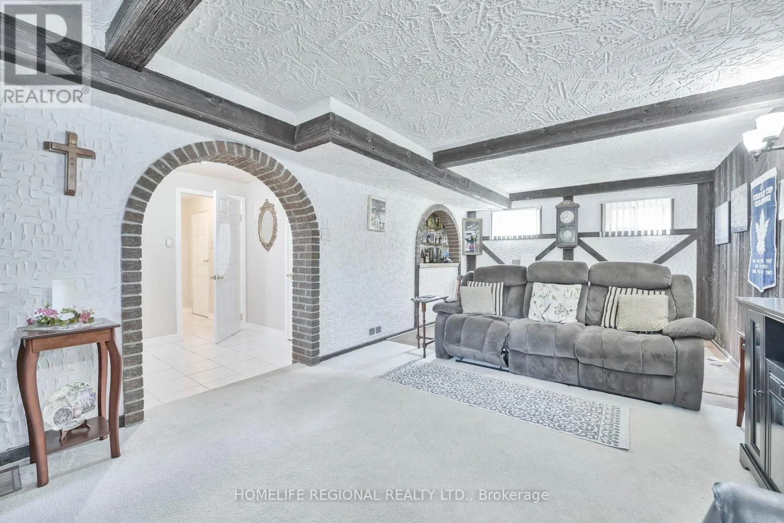 7190 MADIERA ROAD