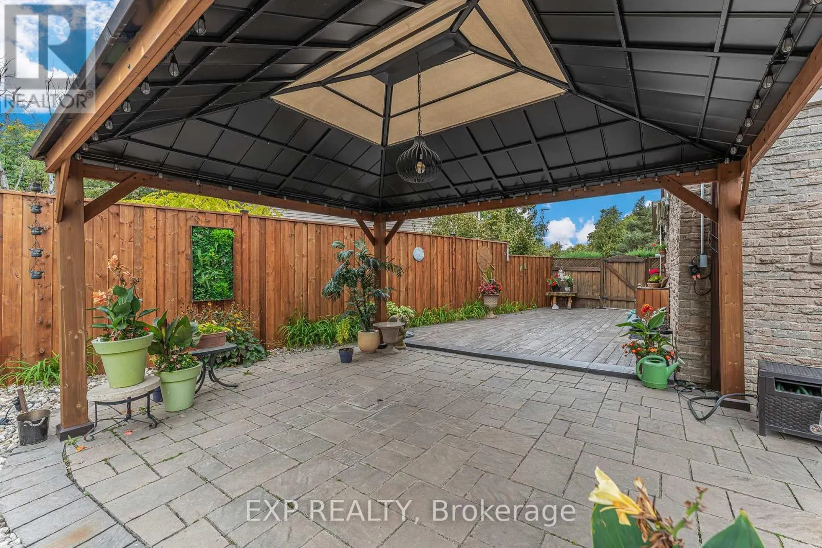 2930 OSLO CRESCENT