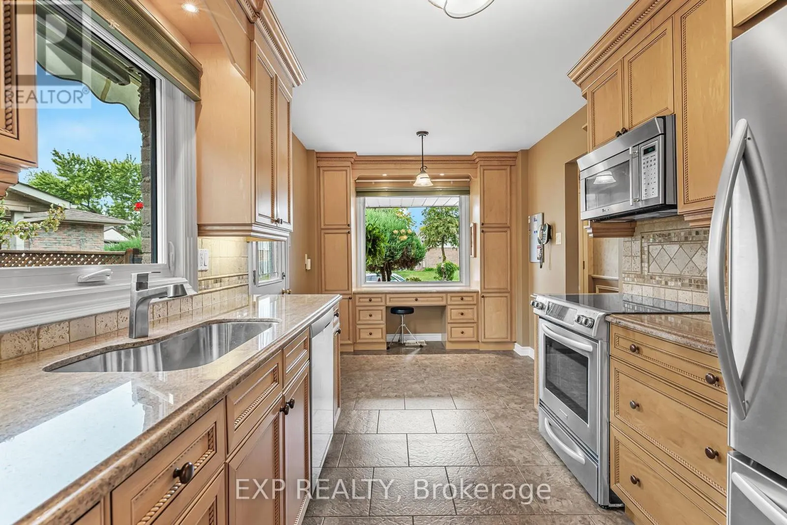 2930 OSLO CRESCENT