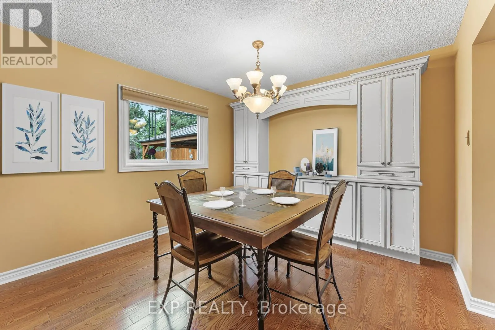 2930 OSLO CRESCENT