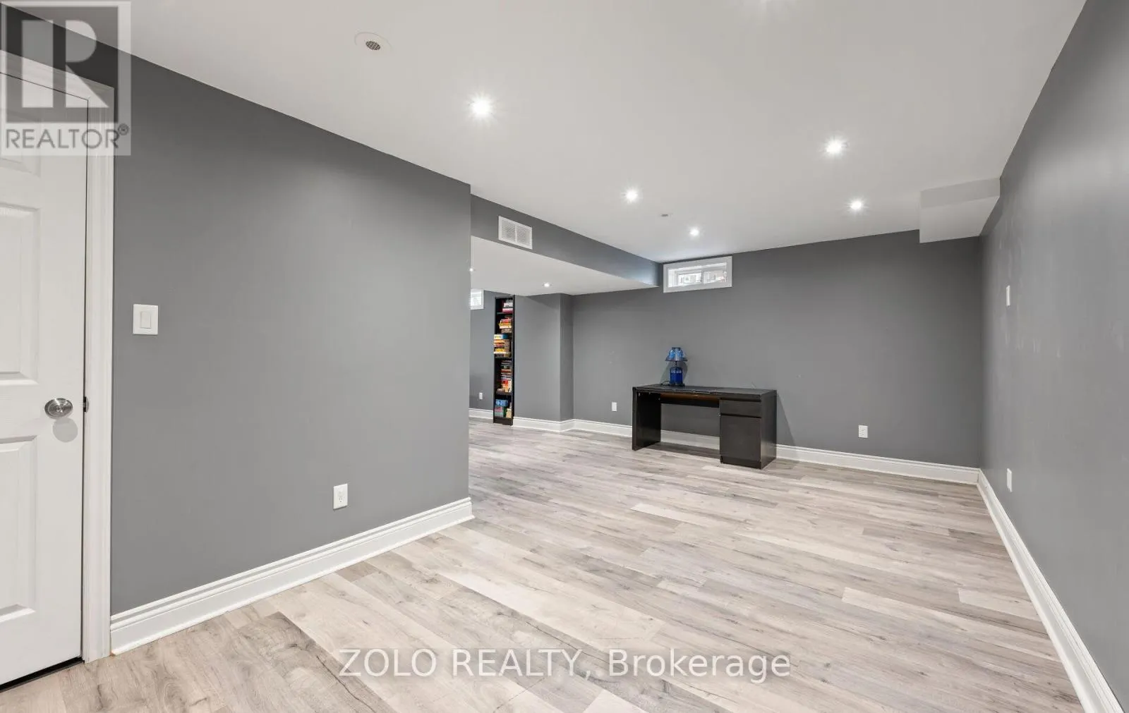 705 RAYNER COURT
