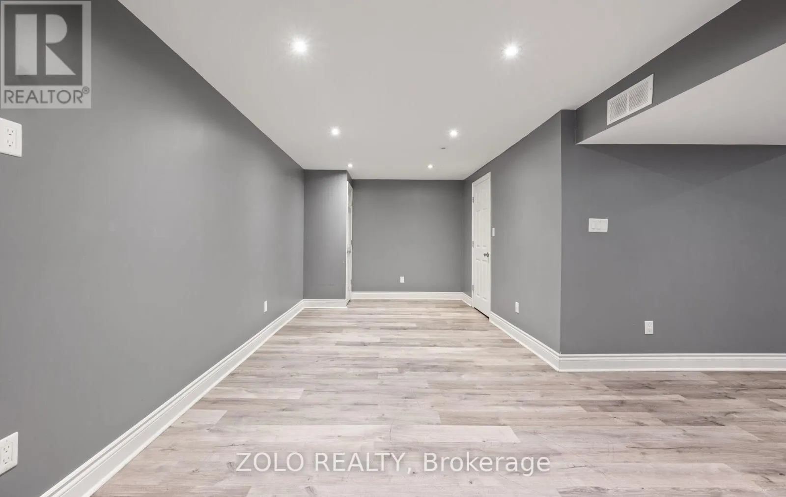 705 RAYNER COURT