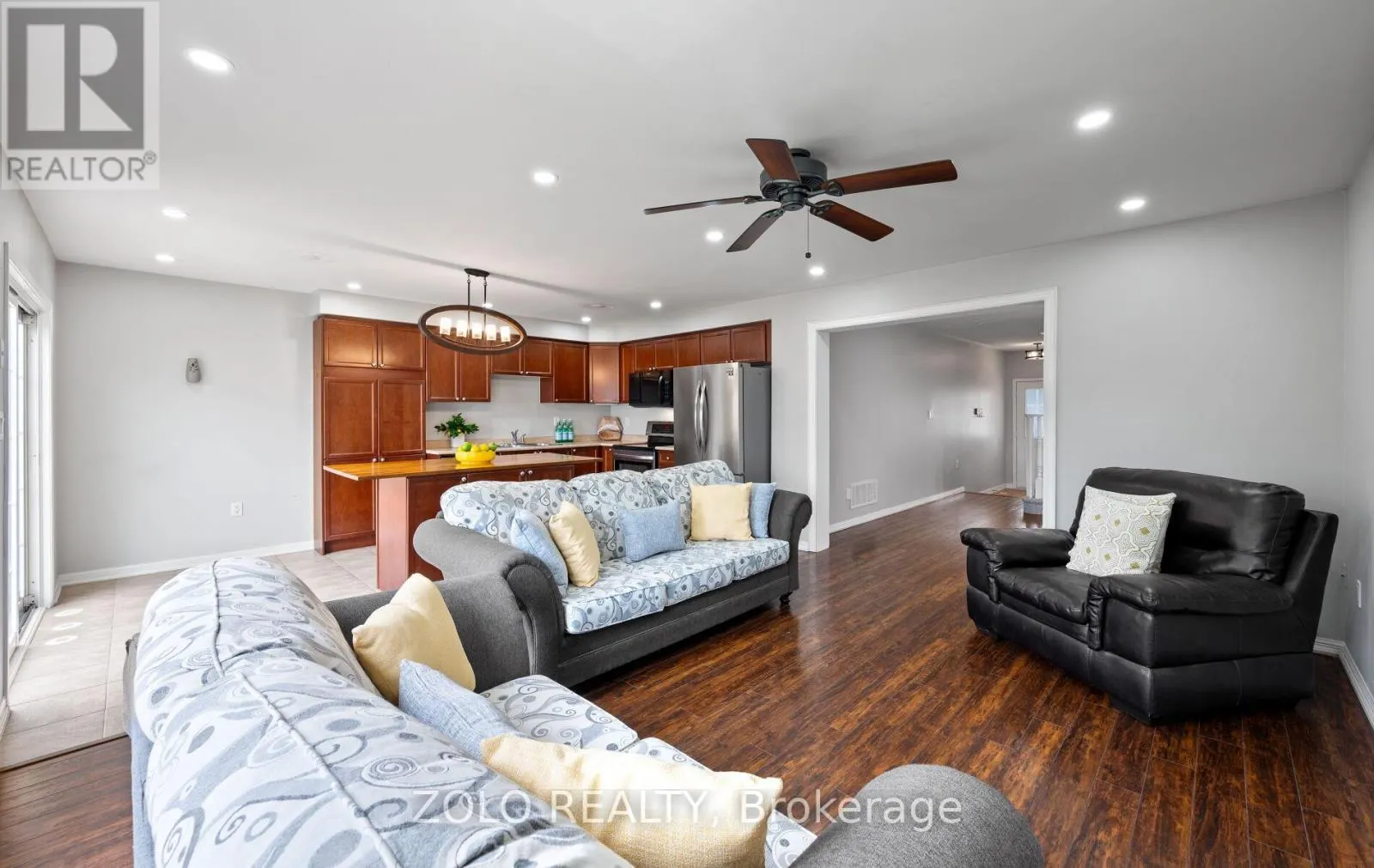 705 RAYNER COURT