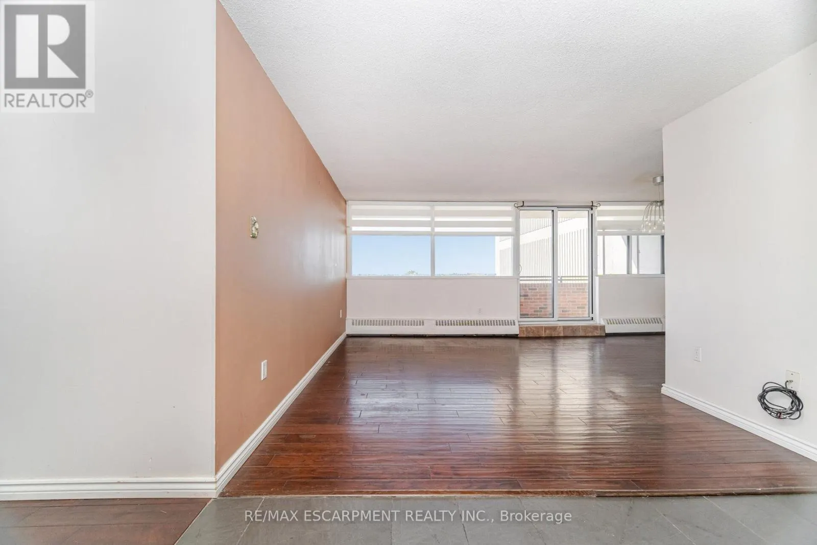 707 - 2301 DERRY ROAD W