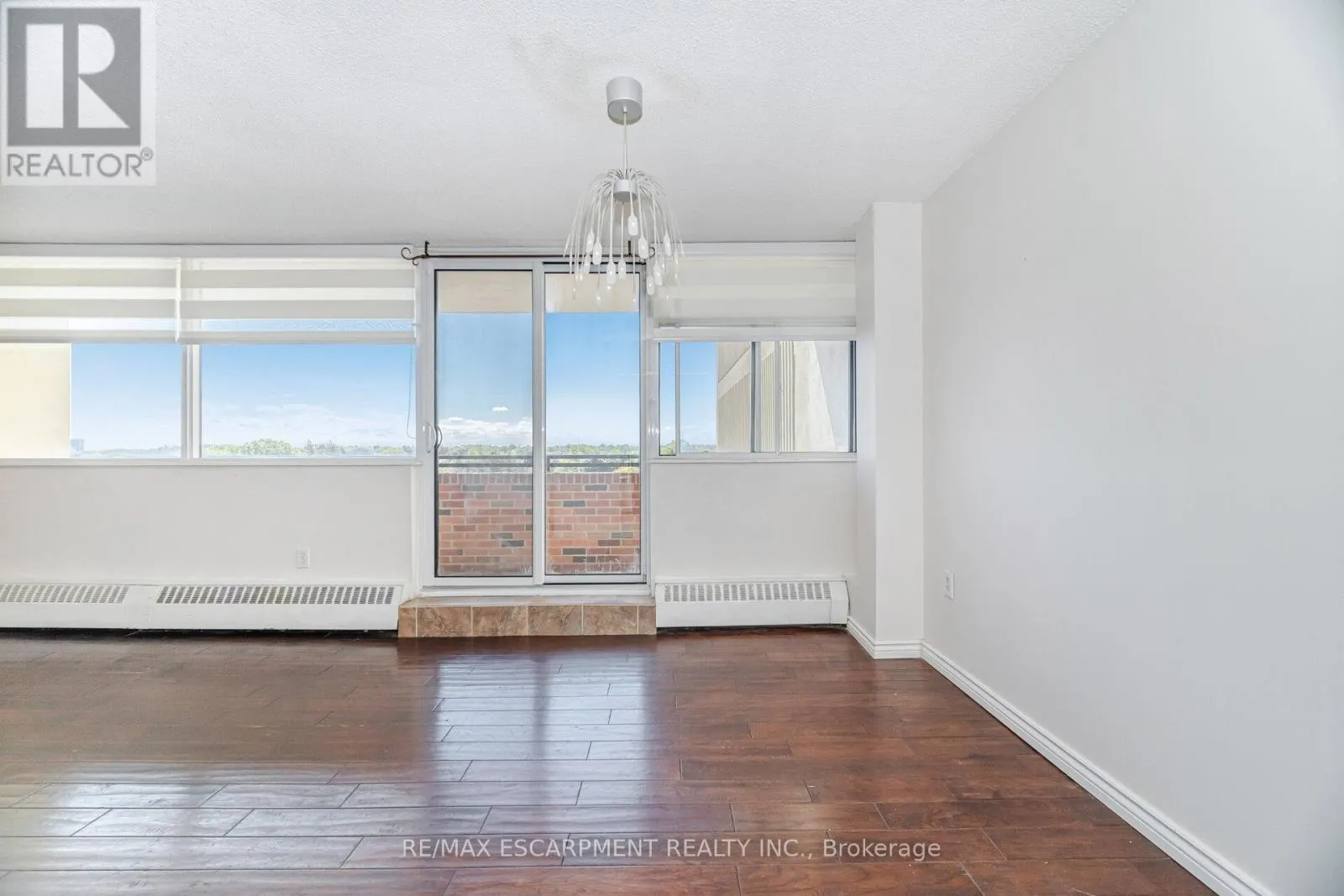 707 - 2301 DERRY ROAD W
