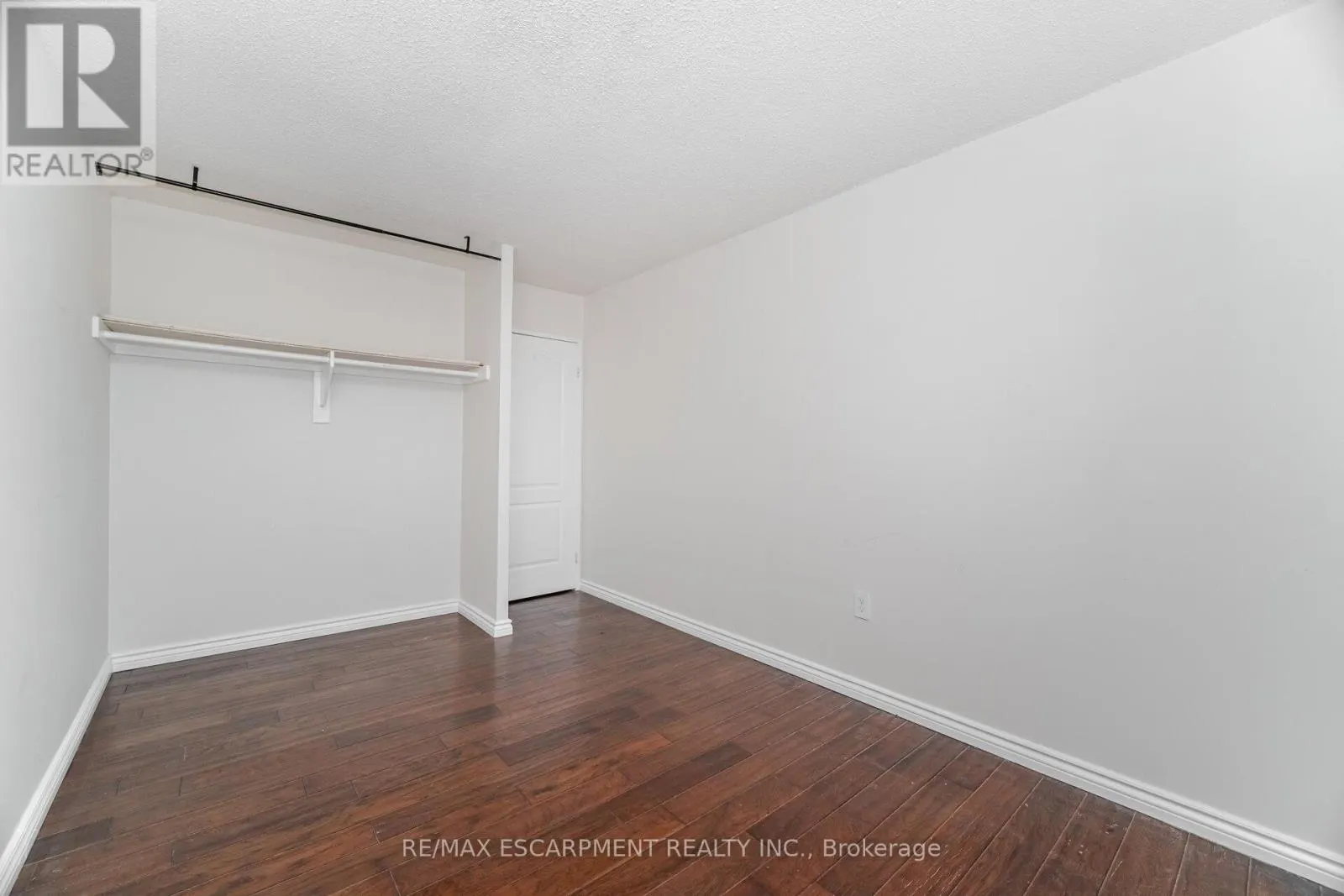 707 - 2301 DERRY ROAD W