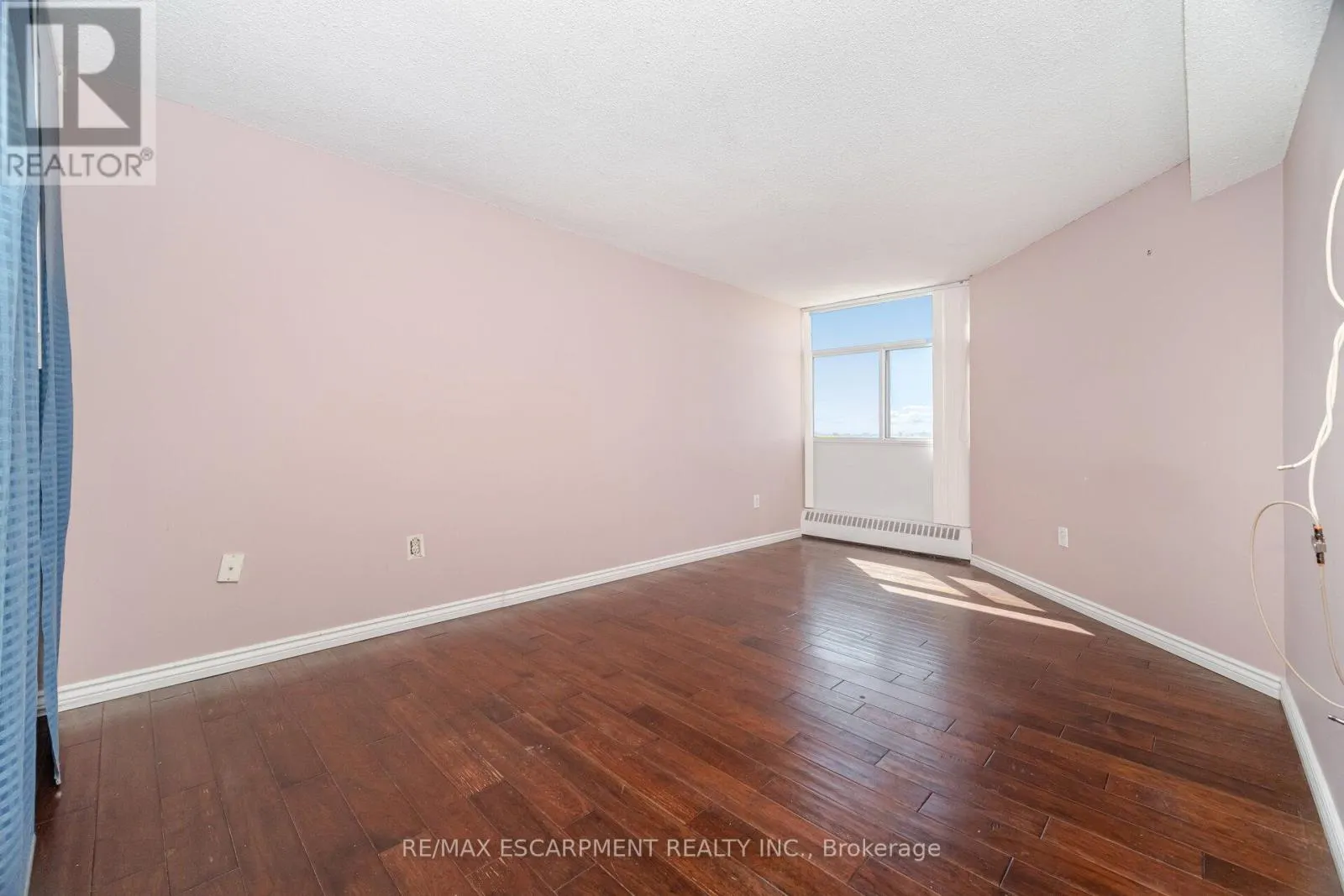 707 - 2301 DERRY ROAD W