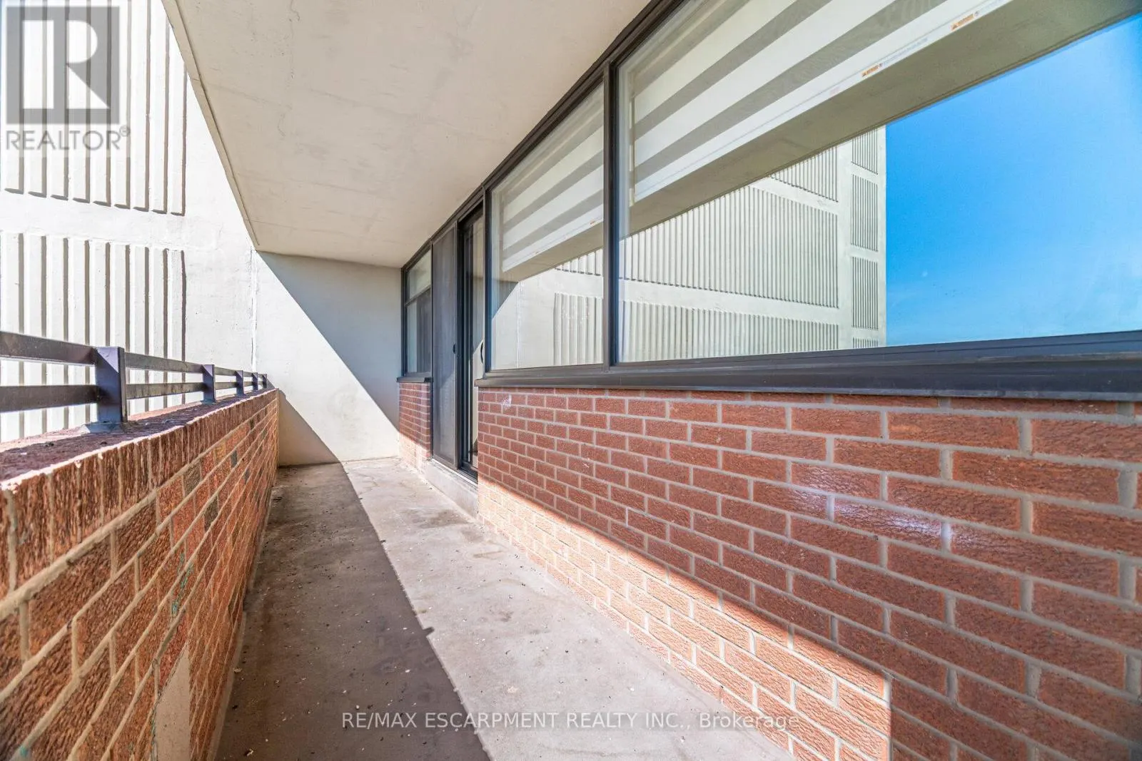 707 - 2301 DERRY ROAD W
